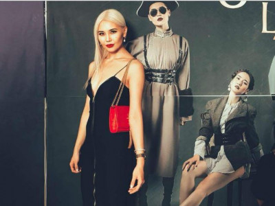 Жүжигчин Сансармаагийн нүүрээ нуудаг найз залуу