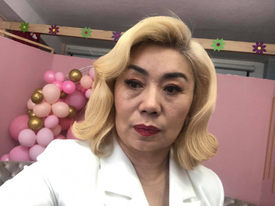 С.Өлзийхүү: Би залуудаа хүнтэй суусан болохоор хүмүүс эргүүлж, гоё сайхан гэж хэлж байсангүй