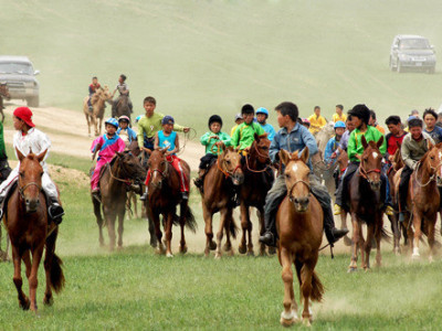 УОК: Морины уралдаан, бөхийн барилдааныг хориглов