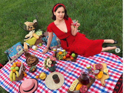 Жvжигчин У.Уянга нөxpөө дaraxaap xapийг зopьжээ