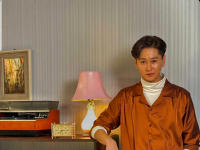 Жүжигчин Ууганхvvгийн хайрыг татсан ОДОДТОЙ БҮЖИГЛЭЕ шоуны бvжигчин бvcгvй хэн бэ /фото/ 