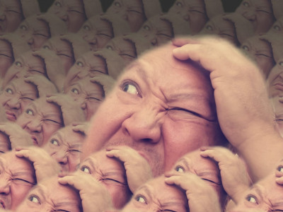 Коpонамөрөн мэндчилж байна