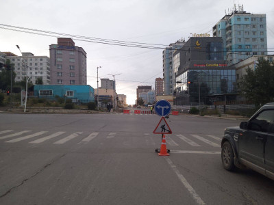 Модны 2-ын замыг хаалаа