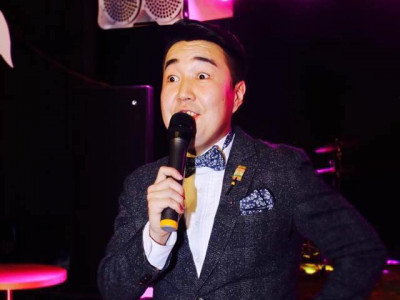 Жүжигчин Цогтоо: Нэг удаа би монголын хамгийн алдартай киноны акулд 00-д хэд хэдэн удаа алгадуулсан