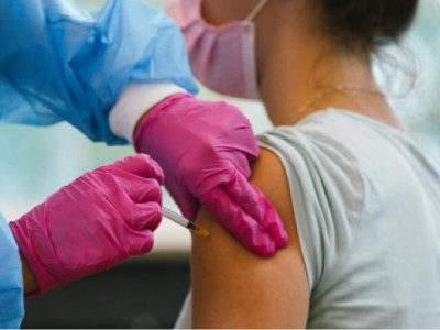 Германд бага насны хүүхдүүдийг ирэх оноос вакцинжуулж магадгүй