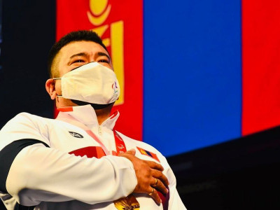 Э.Содномпилжээд 120 сая, дасгалжуулагчид 60 сая төгрөг олгохоор болов