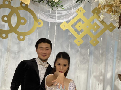 Ододтой бүжиглэе шоуны хос ХУРИМАА ХИЙХ ШАХАВ