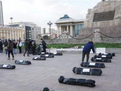 Covid-19-өөр нас барагсдын ар гэр Засгийн газар огцрохыг шаардлаа