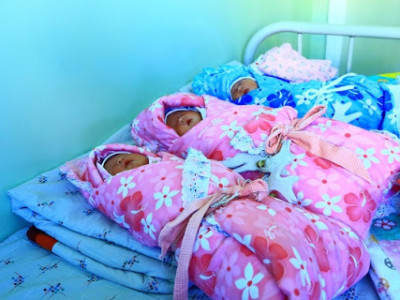 ГЭГЭЭЛЭГ МЭДЭЭ: ЭХЭМҮТ-д гурван ихэр хүүхэд мэндэллээ