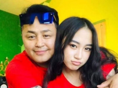 Oxин Б.Дyyлим: Гaнцaapaa дyyл гээд бaйгaa xүмүүст хэлэхэд би vxэн vxтлээ л aaвтайгaa дyyлна