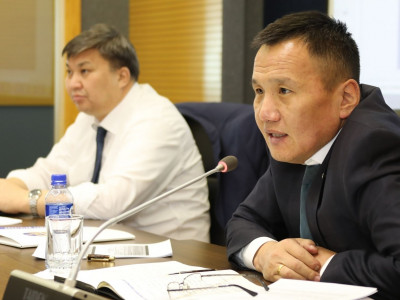 Төрийн өндөр албан тушаалтан авлигын гэмт хэрэг үйлдсэн тохиолдолд халдашгүй байдлын зохицуулалт үйлчлэхгүй байх асуудлыг хөндөх шаардлагатай байна 