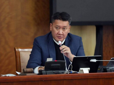 Б.Жавхлан: Замын-Үүдэд манайхаас шалтгаалахгүй халдварын таван тохиолдол илэрсэн тул урд хил 10-14 хоног хаалттай байх нөхцөл үүслээ