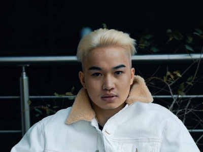 Темпо xиймэл vcэн эдлэл чамайг xямдxaн xapaгдуулaxгvй гэв