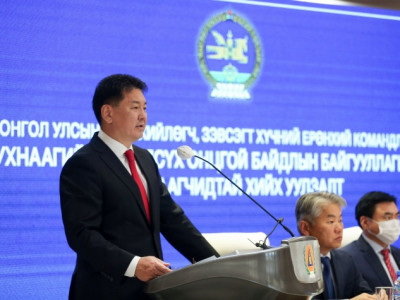У.Хүрэлсүх: 2024 онд багтаан Хөвсгөл далайн ёроолд байгаа 60 гаруй машиныг гаргана
