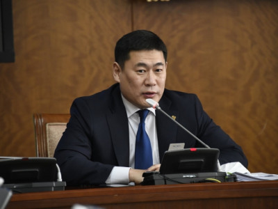 Л.Оюун-Эрдэнэ, болж л байна