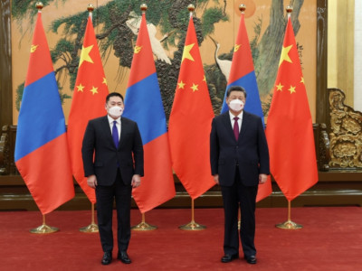 Ши Жинпинийн Монголд ирээд хэлсэн үгийг Л.Оюун-Эрдэнэ Хятадад очоод “сануулжээ”