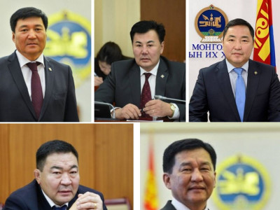 Хөгжлийн банкийг шалгах гишүүд