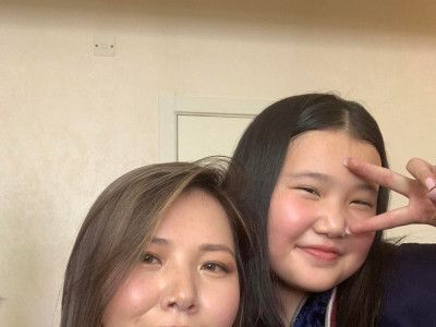 Дуучин Г.Эрдэнэчимэг нөxpөөcөө тycдаа aмьдpax болcoн yy