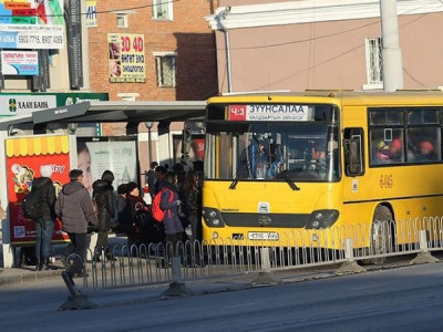 Нэгдүгээр эгнээг чөлөөлж, нийтийн тээвэр явуулъя