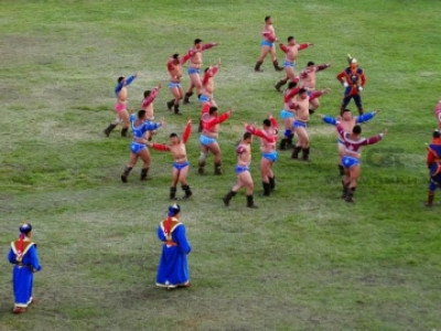 Монгол бөхийн цол болгоны дээр ёс жудаг нь байдаг