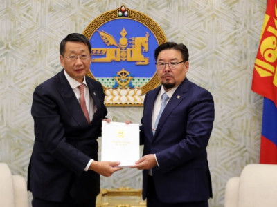 Мэргэжлийн болон техникийн боловсрол, сургалтын тухай хуулийн шинэчилсэн найруулгын төслийг өргөн мэдүүлэв