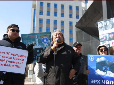Н.Болдбаатар: Хэдэн тэрбумаар идсэн хүмүүст хариуцлага тооцохгүй байж үзэл бодлоо илэрхийлсэн залуусыг хорьж байна