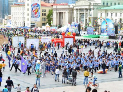 Сүхбаатарын талбай дээр 20 асарт хүнс, зайрмаг, хүүхдийн тоглоомын худалдааг зохион байгуулна