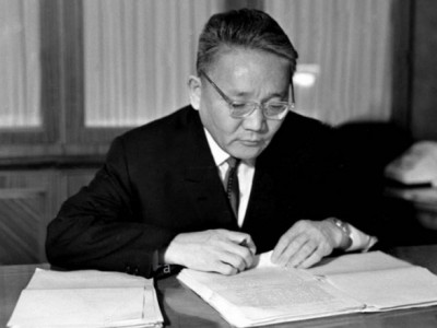 Ю.Цэдэнбал Оросын ард түмний кирил үсгийг Монголд дэлгэрүүлэхэд тодорхой үүрэг гүйцэтгэсэн... 