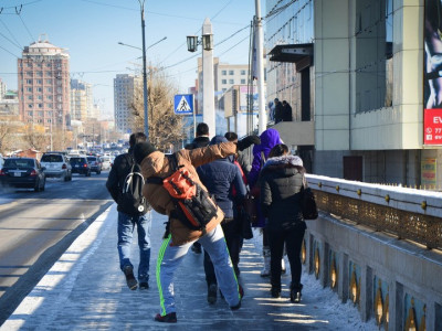 Халтирч унахаас сэргийлэн бага зэрэг өвдгөө нугалж, урагш бөхийж алхахыг ГССҮТ-өөс зөвлөлөө