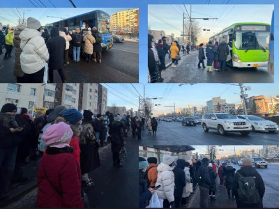 Иргэд 30 минут автобусаа хүлээсний эцэст багтаж сууж чадахгүй байна, хотын дарга аа!