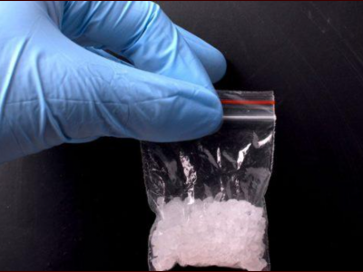 13 настай охин хар тамхины хэрэгт холбогджээ