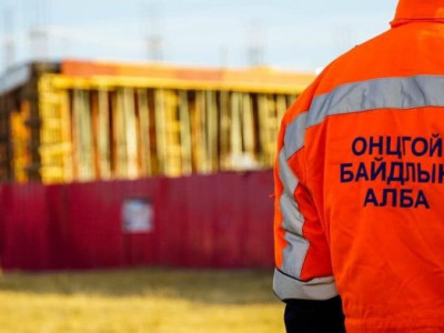 2 метрийн гүн нүхэнд унасан 65 настай эмэгтэйд эмнэлгийн тусламж үзүүлжээ