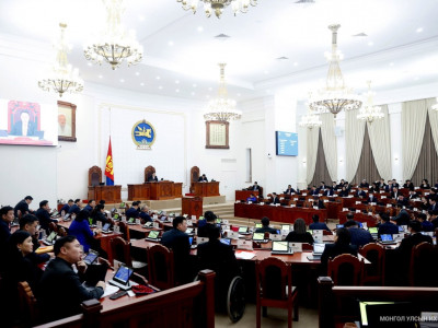 Төрөөс төрсөн тэрбумтнууд бол илчлэгдээгүй л болохоос биш гэмт хэрэгтнүүд