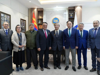 Монгол Улсын сансрын анхны багт хүндэтгэл үзүүллээ