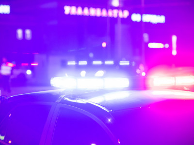 Бага насны хоёр хүүхэд буугаар тоглож , сум алдан нэгнээ гэмтээжээ