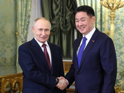 Монгол Улсын Ерөнхийлөгч У.Хүрэлсүх, ОХУ-ын Ерөнхийлөгч В.В.Путин нар албан ёсны уулзалт хийлээ