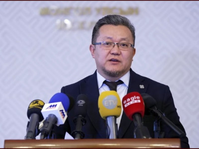 Ж.Золжаргал: Нэртэйгээр нь үйлдвэрлэл, аж ахуйгаа зогсоогоод түлш бүх юмаа Хятадаас оруулж ирэхгүй юу