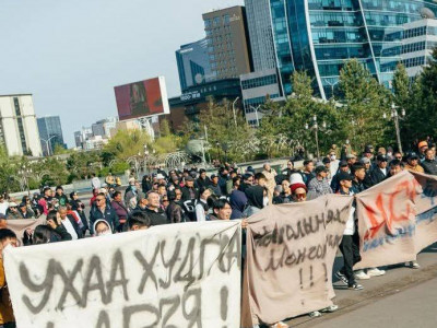Төгрөг нуурын ордоо төр авчихлаа, одоо Ухаа худгаа авах уу?