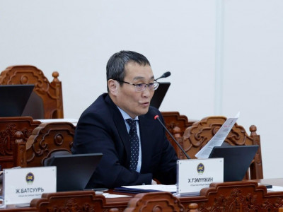 Х.Тэмүүжин Ерөнхийлөгчийг хуультай болгоно 