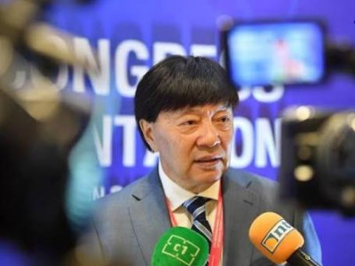 П.Батчулуун: Хэрэв би өршөөл гуйсан бол энэ салбарт зүтгэж байгаа залуус маань юунд итгэж, юуны төлөө зүтгэх юм бэ