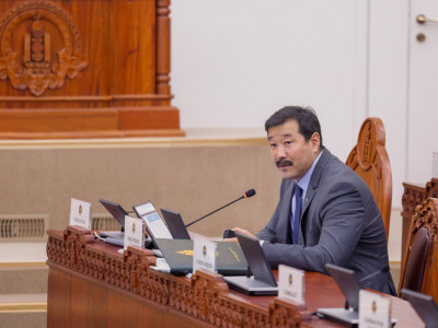 Ж.Бат-Эрдэнэ: Намаа эвлэрүүлэхээр би Ерөнхийлөгчтэй хүртэл уулзсан 