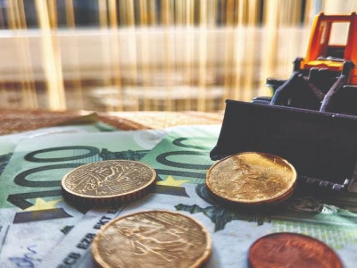 Нэг л өдөр “Эрдэнэт”-ийг дахиад оросуудтай, “Оюу толгой”-г хятадуудтай ярихаар болчихсон байх вий!