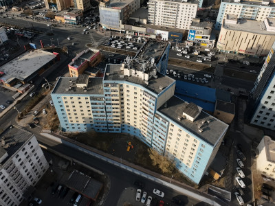 Орон сууцны фасад засварын ажил дууслаа