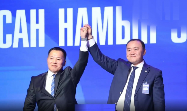 Лу.Гантөмөр Ерөнхийлөгчид нэр дэвших үү?