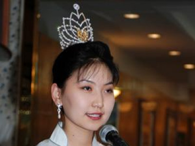 “Мисс Монголиа” наадмын анхны ялагч мисс Ч.Содтуяа