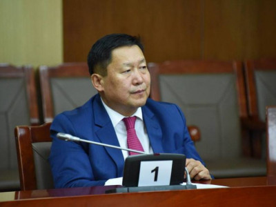 УИХ-ын гишүүн VS Монголбанкны ерөнхийлөгч