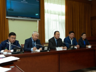 Монголбанкны Хяналтын зөвлөлд нэр дэвшигчдийг томилох асуудлыг хэлэлцлээ